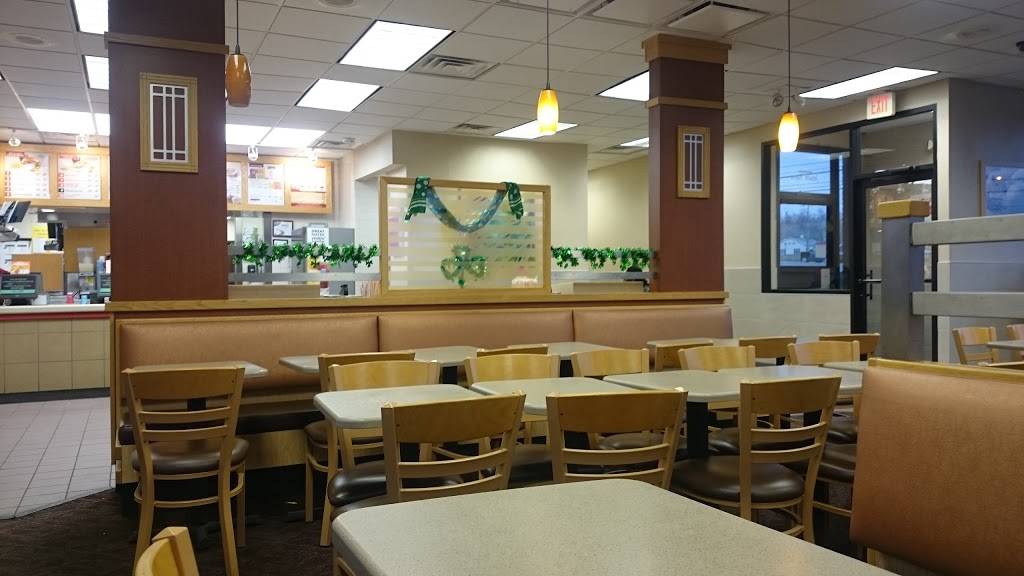 Wendys | restaurant | 5901 Peach St, Erie, PA 16509, USA | 8148682839 OR +1 814-868-2839