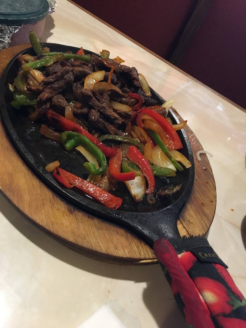 El Tequila Mexican Grill | restaurant | 8609 Durand Ave, Sturtevant, WI 53177, USA | 2628868686 OR +1 262-886-8686