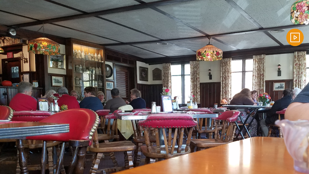 Jack Pandls Whitefish Bay Inn | restaurant | 1319 E Henry Clay St, Whitefish Bay, WI 53217, USA | 4149643800 OR +1 414-964-3800