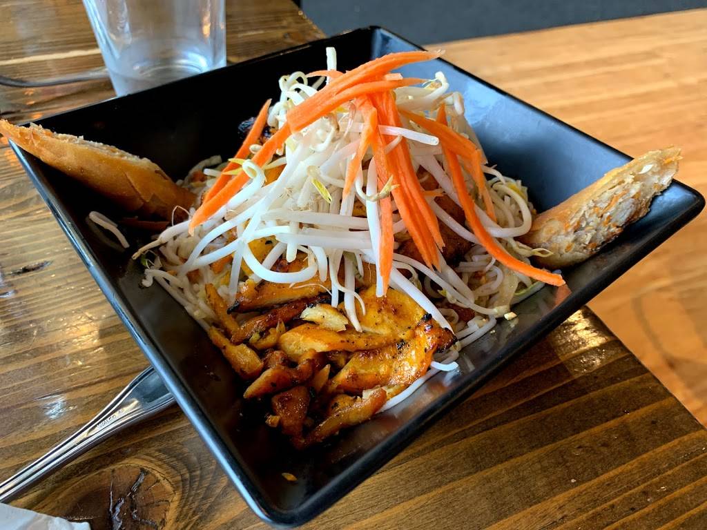 PHOnatik Vietnamese Cuisine & Lounge | restaurant | 901 E Dimond Blvd, Anchorage, AK 99515, USA | 9073368880 OR +1 907-336-8880