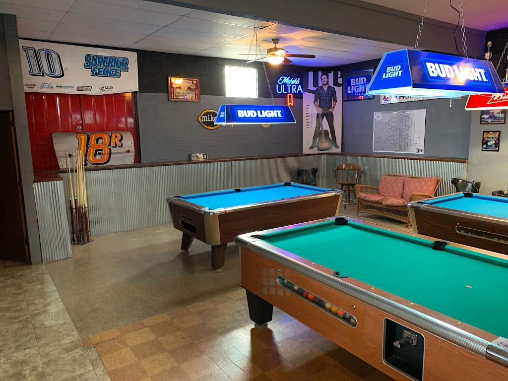 Turbine Bar & Grill | restaurant | 407 N Main St, Spearville, KS 67876, USA | 6203852082 OR +1 620-385-2082