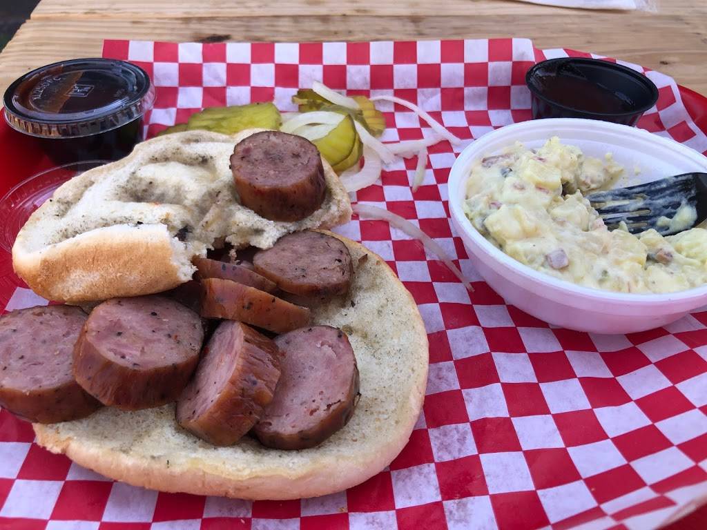 BallHoggs BBQ | restaurant | 2941 E Houston St, San Antonio, TX 78202, USA | 2105494203 OR +1 210-549-4203