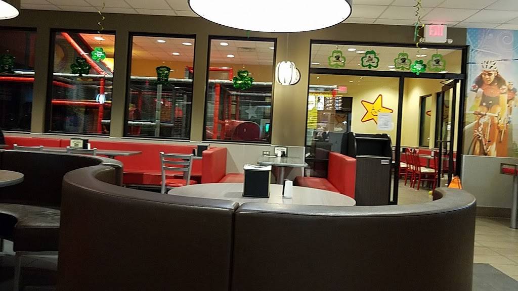 Hardees | restaurant | 759 W Johnson St, Fond du Lac, WI 54935, USA | 9209223434 OR +1 920-922-3434