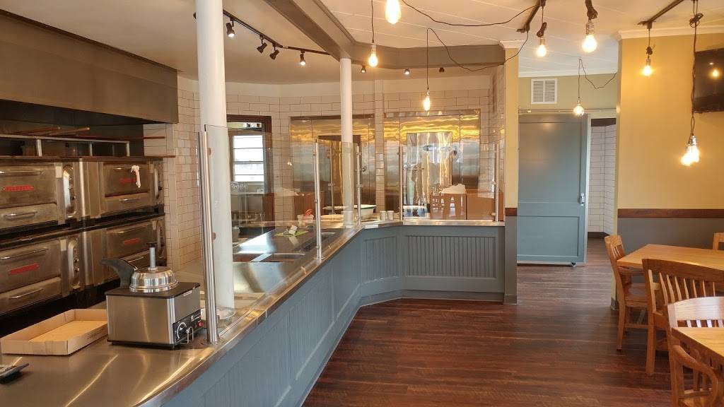 Pizza King Dine In | restaurant | 1304 W Mulberry St, Kokomo, IN 46901, USA | 7654574471 OR +1 765-457-4471