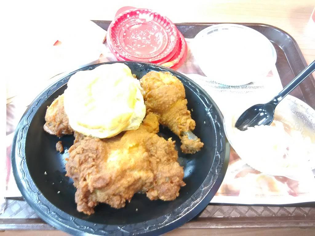 KFC | restaurant | 2801 Reynolds Dr, Fort Pierce, FL 34945, USA | 7725950798 OR +1 772-595-0798