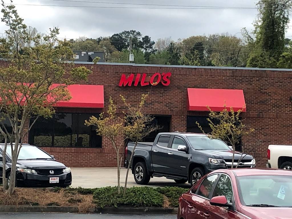 Milos Hamburgers | restaurant | 2020 Pelham Pkwy, Bluff Park, AL 35244, USA | 2054020722 OR +1 205-402-0722