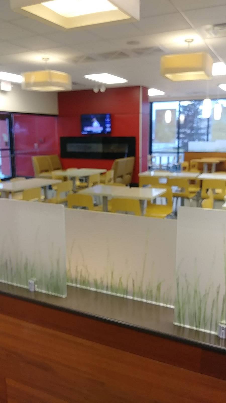 Wendys | restaurant | 1465 Woodbury Ave, Portsmouth, NH 03801, USA | 6034307835 OR +1 603-430-7835