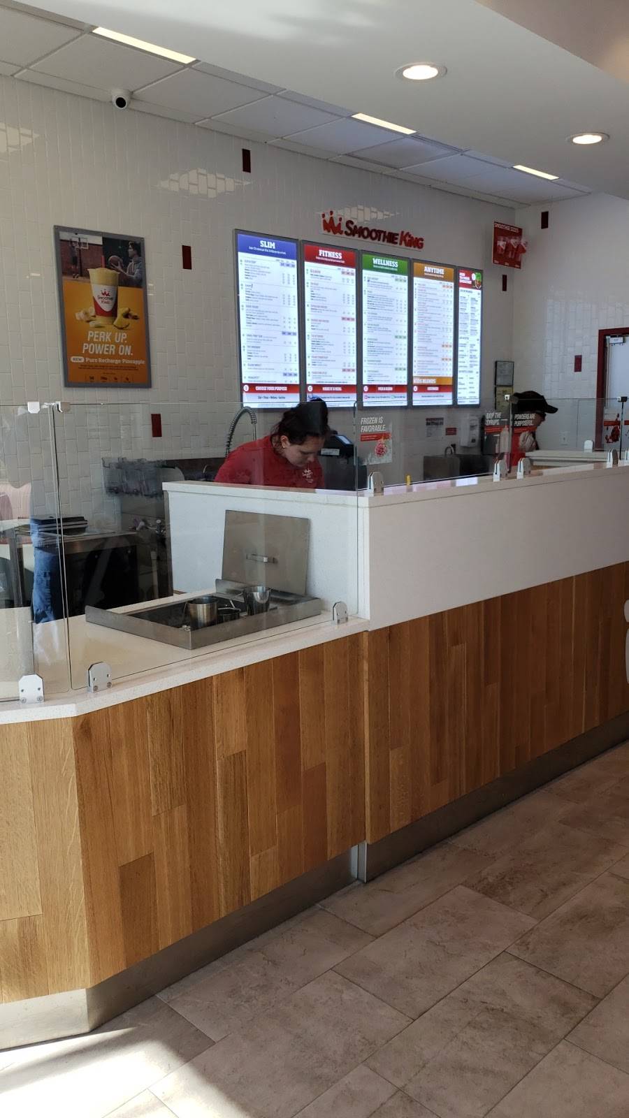 Smoothie King | restaurant | 217 N Weber Rd, Bolingbrook, IL 60490, USA | 6307547474 OR +1 630-754-7474