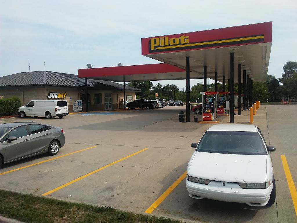 Pilot Travel Center | restaurant | 750 Baker Rd, Dexter, MI 48130, USA | 7344264618 OR +1 734-426-4618