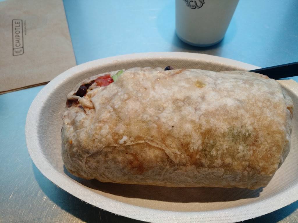 Chipotle Mexican Grill | restaurant | 195 Kennebec St, Portland, ME 04101, USA | 2077619711 OR +1 207-761-9711