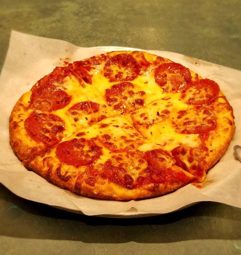 Giovannis Pizza | meal takeaway | 922 W Williamson Ave, Fullerton, CA 92832, USA | 7147734044 OR +1 714-773-4044