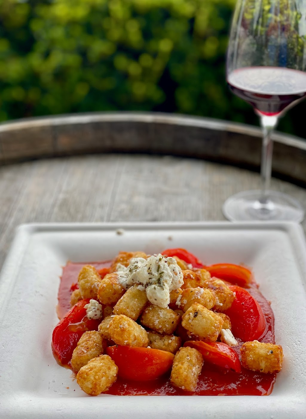 Red Horse Out | restaurant | 45 Winstons Chase Ct, Landrum, SC 29356, USA | 8644576805 OR +1 864-457-6805