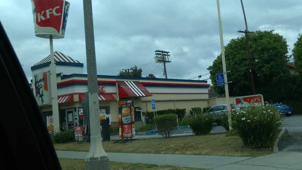 KFC | restaurant | 5925 W 3rd St, Los Angeles, CA 90036, USA | 3239314861 OR +1 323-931-4861