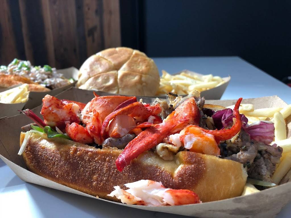 Surf and Turf Beachside | restaurant | 13437 Gulf Blvd, Madeira Beach, FL 33708, USA | 7278519309 OR +1 727-851-9309