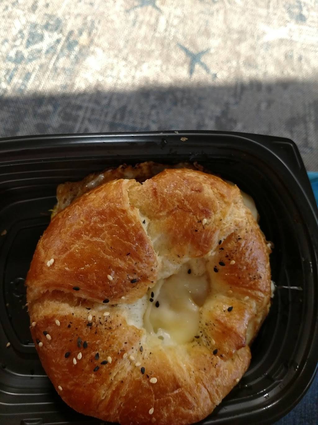 Pei Wei | restaurant | 3588-3964 E Sky Harbor Blvd, Phoenix, AZ 85034, USA | 8773258777 OR +1 877-325-8777