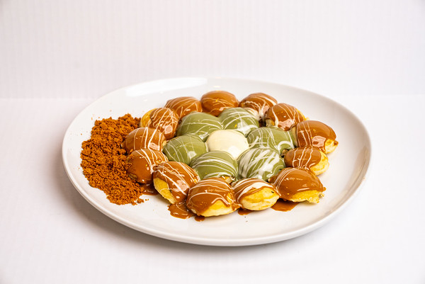 Chocolate Bash | restaurant | 352 W Valley Pkwy, Escondido, CA 92025, USA | 7609753476 OR +1 760-975-3476