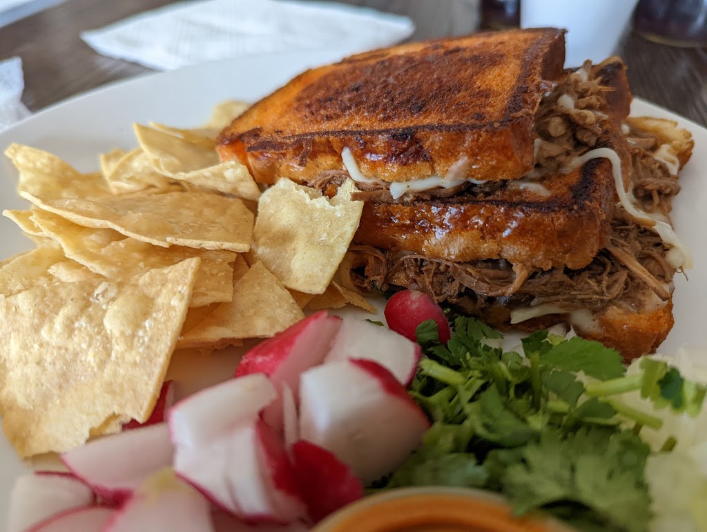 Los Pinches Birrieria | restaurant | 143 W San Ysidro Blvd, San Ysidro, CA 92173, USA | 6193725682 OR +1 619-372-5682