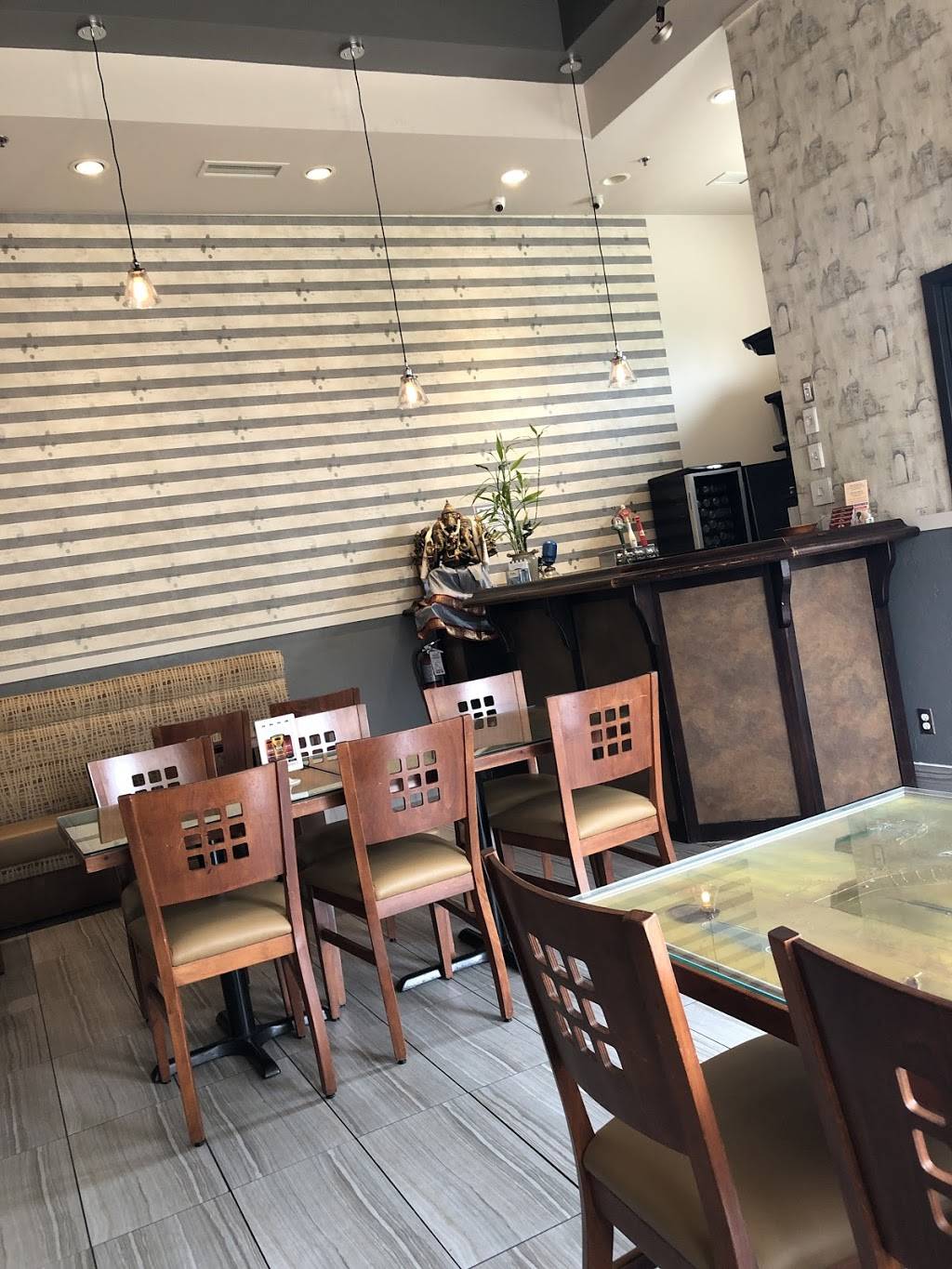 Bombays Chutney | restaurant | 1070 Major Mackenzie Dr E H1, Richmond Hill, ON L4S 1P3, Canada | 9058834400 OR +1 905-883-4400