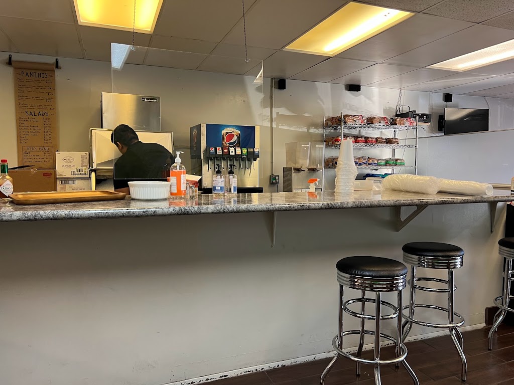 Tropical Delights | restaurant | 219 W E St, Brawley, CA 92227, USA | 7603445051 OR +1 760-344-5051