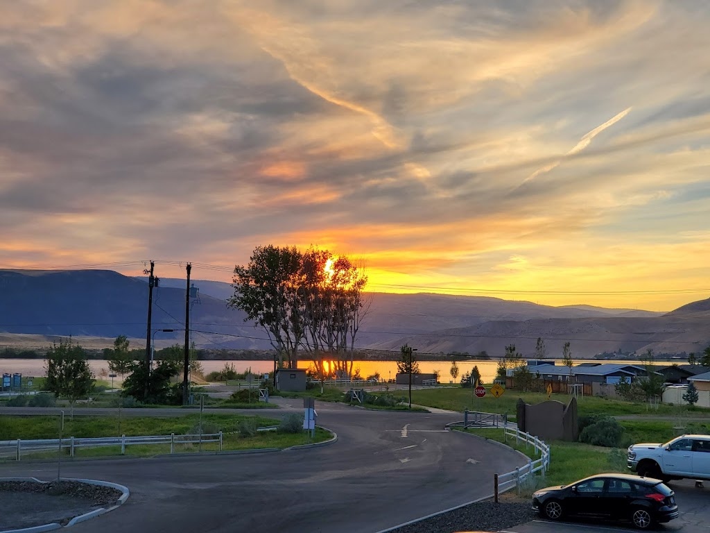 Tower Pizza | meal takeaway | 8995 Crescent Bar Rd NW, Quincy, WA 98848, USA | 5097870102 OR +1 509-787-0102