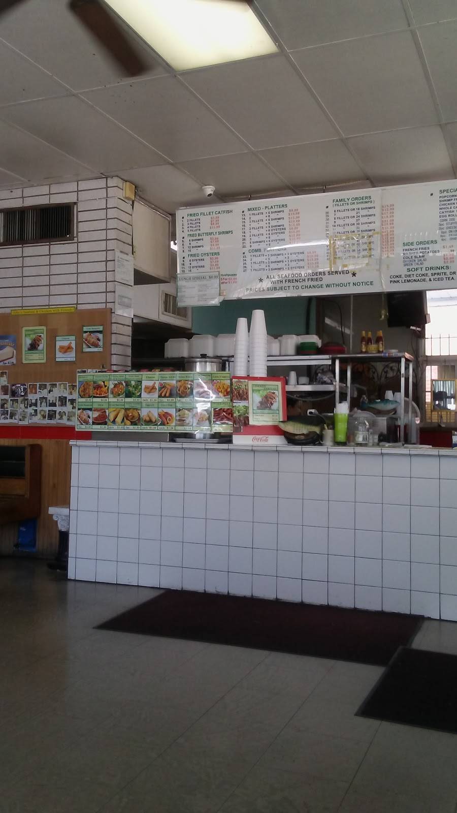 Johns Seafood | restaurant | 8336 Lake June Rd, Dallas, TX 75217, USA | 2143984499 OR +1 214-398-4499