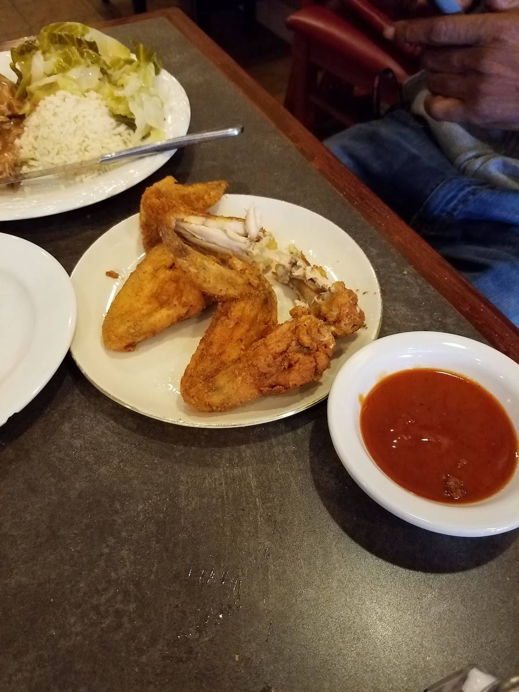 The Crimson Cafe | restaurant | 5847 Market St, Philadelphia, PA 19139, USA | 2154722233 OR +1 215-472-2233