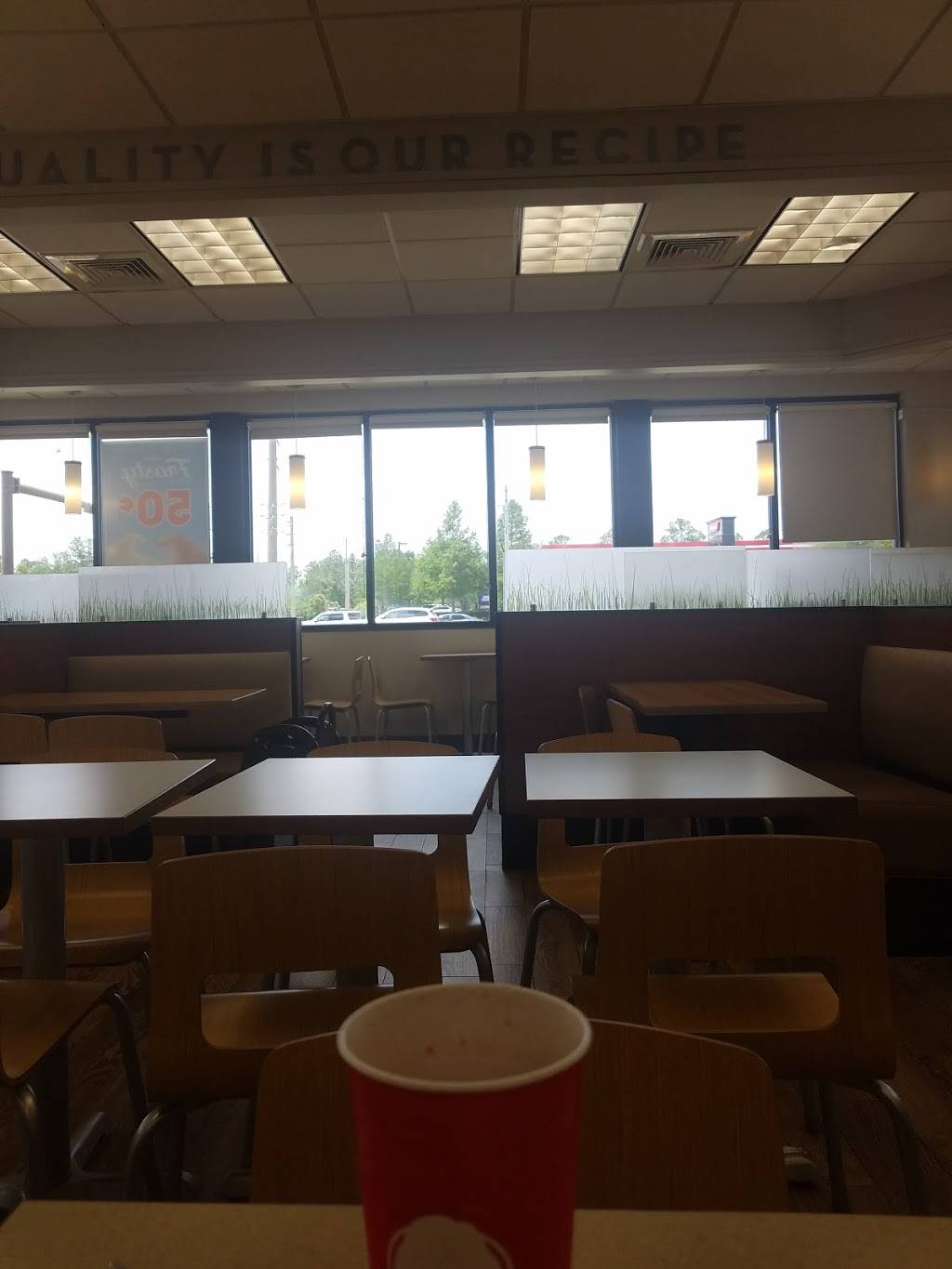 Wendys | restaurant | 2710 FL-16, St. Augustine, FL 32085, USA | 9048260836 OR +1 904-826-0836