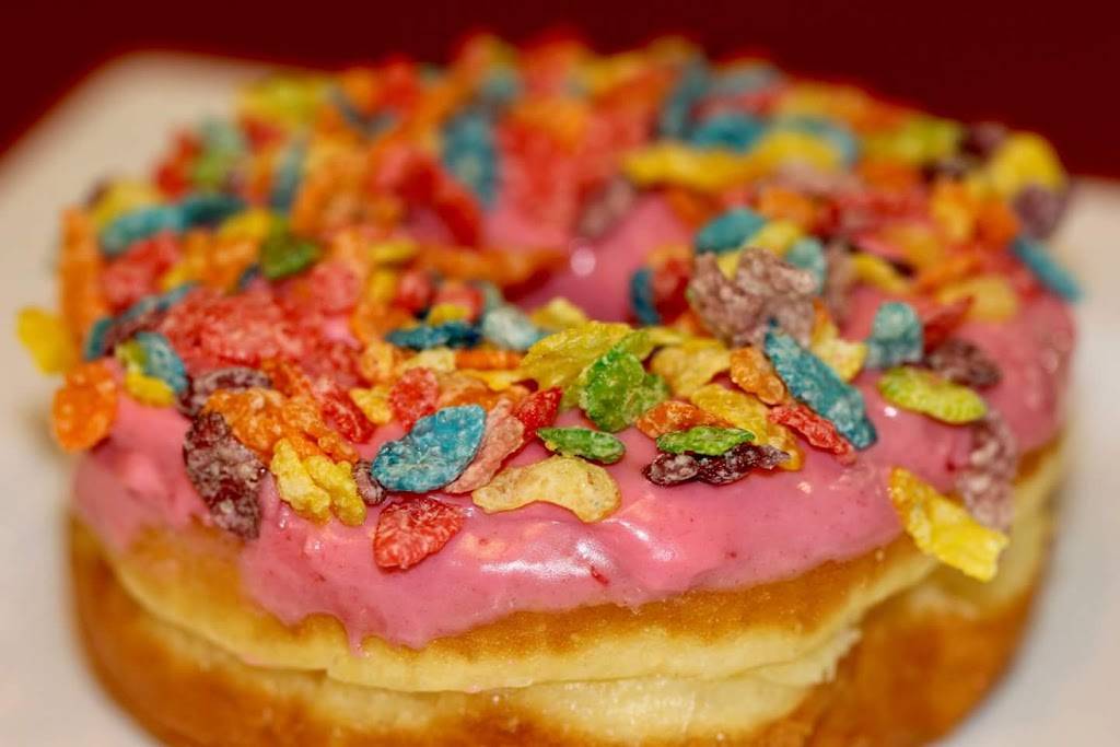 Peñas Donuts & Diner | restaurant | 10555 Pearland Pkwy, Houston, TX 77089, USA | 8328319630 OR +1 832-831-9630