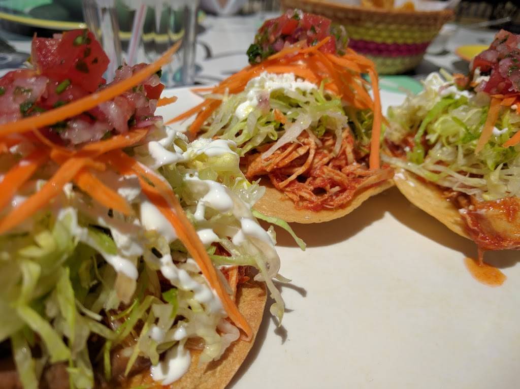 La Hacienda Mexican Restaurant | restaurant | 190 Hunter St W, Peterborough, ON K9H 2L2, Canada | 7057421559 OR +1 705-742-1559