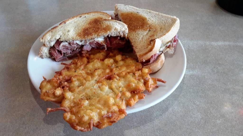 Izzys Florence | restaurant | 7905 Mall Rd, Florence, KY 41042, USA | 8595252333 OR +1 859-525-2333