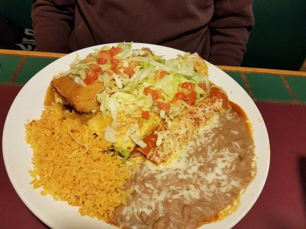 Ajuuas Junior | restaurant | 257 Johnstown Center Dr, Johnstown, CO 80534, USA | 9705872909 OR +1 970-587-2909