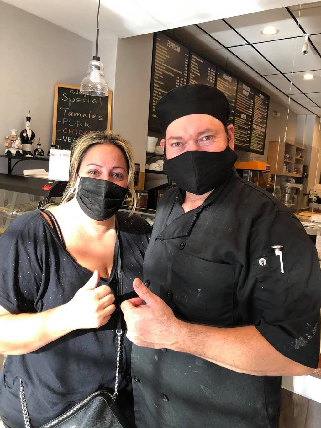 Chef Moris Cafe | restaurant | 8 School St, Glen Cove, NY 11542, USA | 5162005010 OR +1 516-200-5010