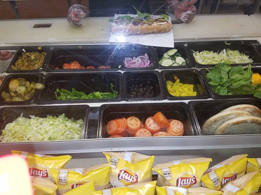 Subway | meal takeaway | 6631 Hwy 1 South, Addis, LA 70710, USA | 2257490340 OR +1 225-749-0340