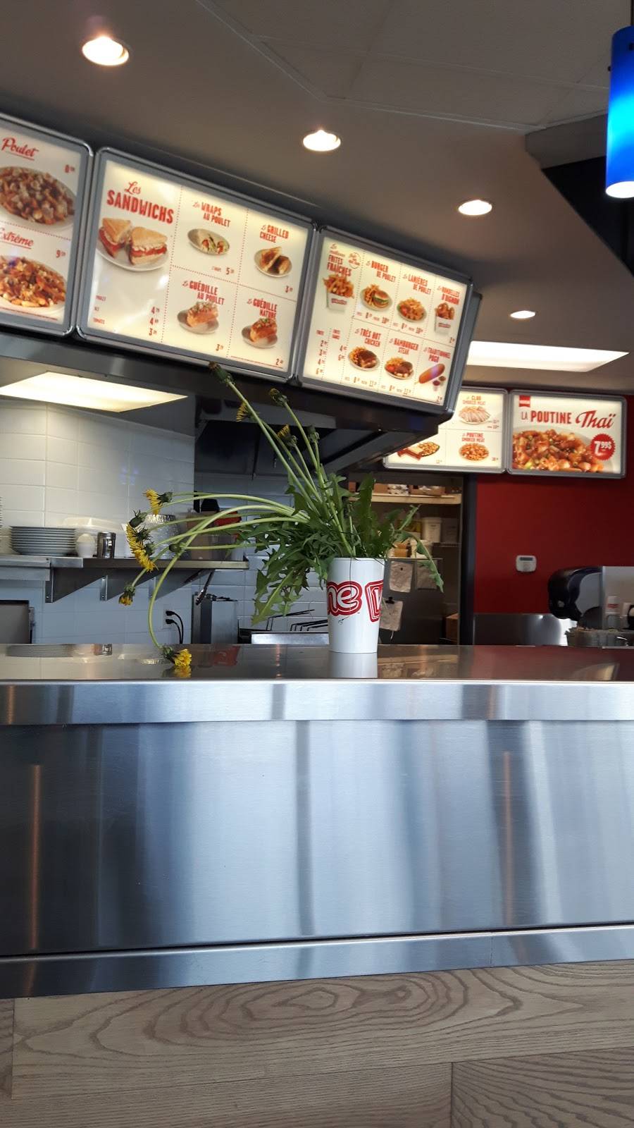 Valentine | restaurant | 203 Boulevard Frontenac E, Thetford Mines, QC G6G 1N3, Canada | 4183388739 OR +1 418-338-8739