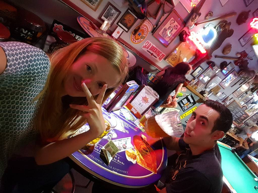 THE CLUBHOUSE SPORTS BAR and GRILL | restaurant | 369 Arneill Rd, Camarillo, CA 93012, USA | 8053881992 OR +1 805-388-1992