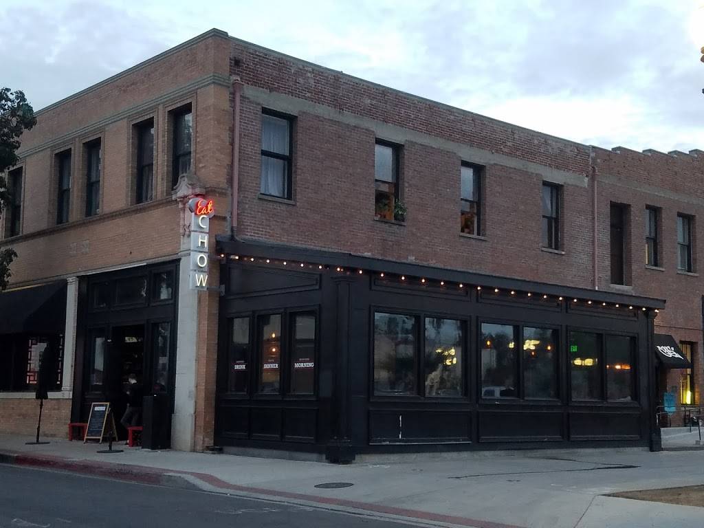 Eat Chow | restaurant | 313 N Bush St, Santa Ana, CA 92701, USA | 6572660500 OR +1 657-266-0500