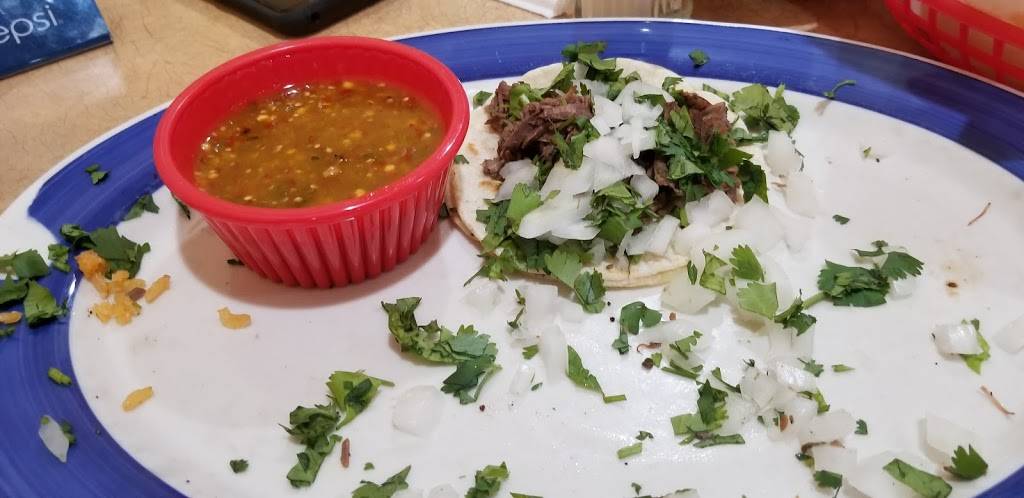 Los Hermanos Macias | restaurant | 208 E Broadway St, Drumright, OK 74030, USA | 9187298065 OR +1 918-729-8065