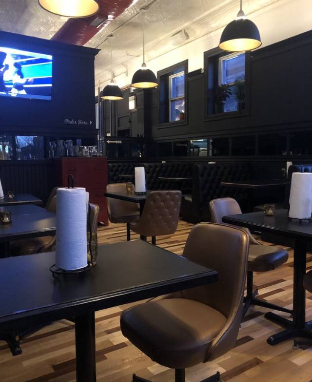 Bob’s Pizza | restaurant | 1659 W 21st St, Chicago, IL 60608, United States | 3126006155 OR +1 312-600-6155