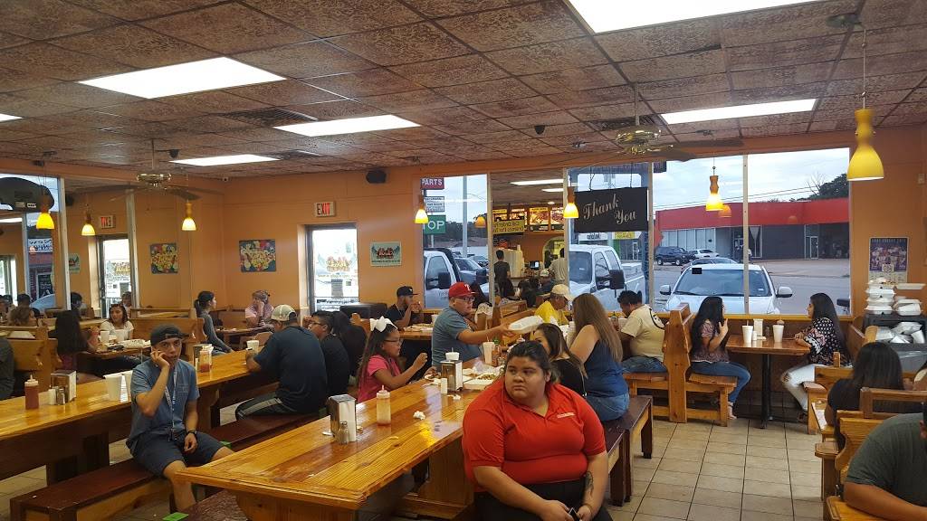 A&D Buffalos | restaurant | 4005 E Belknap St, Haltom City, TX 76111, USA | 8178341111 OR +1 817-834-1111