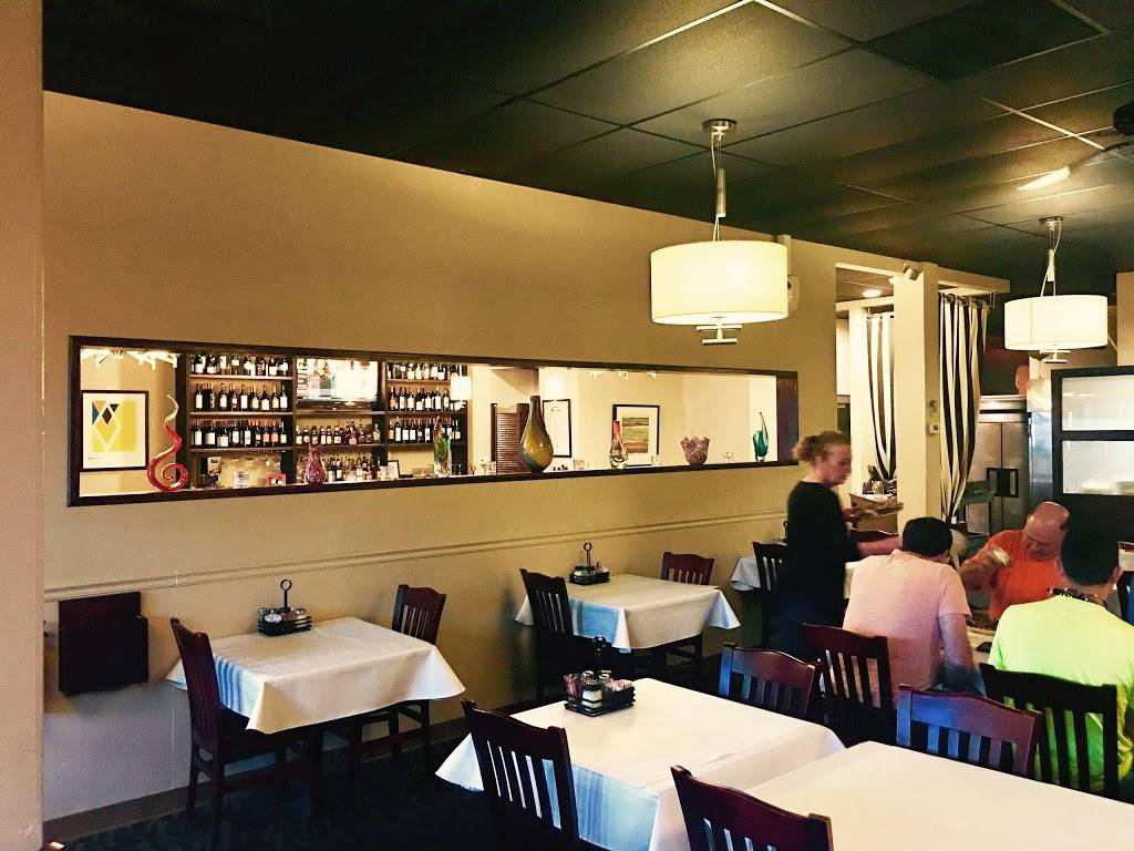 Riccios Italian Restaurant | restaurant | 9213 Baybrook Ln, Charlotte, NC 28277, USA | 7045425111 OR +1 704-542-5111