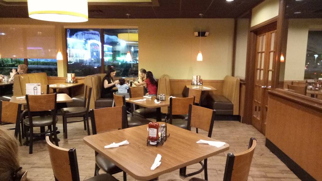 Dennys | restaurant | 12375 FL-535, Orlando, FL 32836, USA | 4072397900 OR +1 407-239-7900