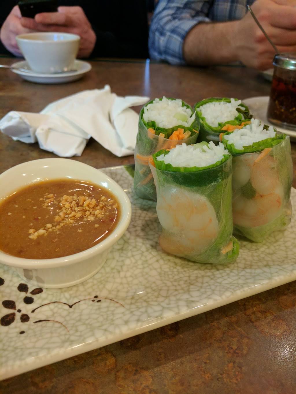 Rolling Wok Cafe | restaurant | 1534 E Grand Ave E, Des Moines, IA 50316, USA | 5152663787 OR +1 515-266-3787