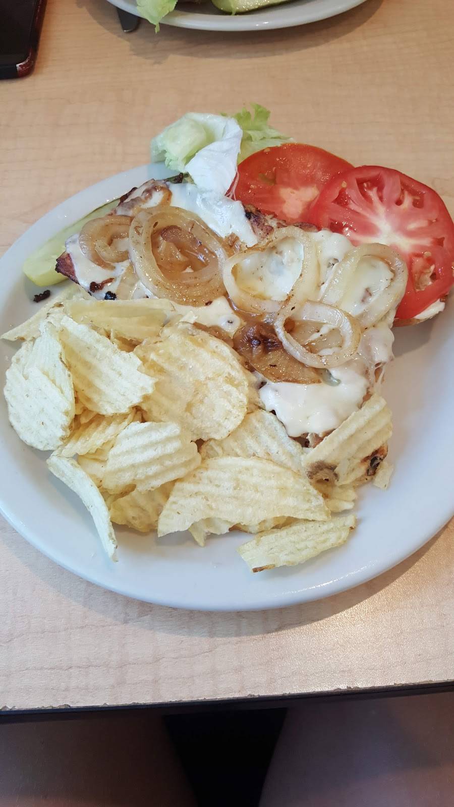 Ricks Grill | restaurant | 6380 Richmond Rd, Williamsburg, VA 23188, USA | 7572290045 OR +1 757-229-0045