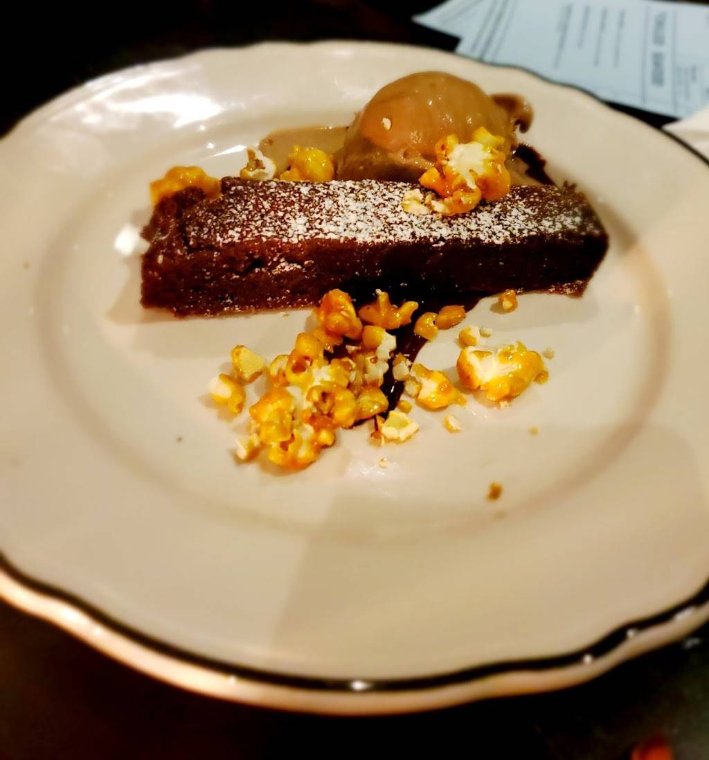 Automatic Seafood and Oysters | restaurant | 2824 5th Ave S, Birmingham, AL 35233, USA | 2055801600 OR +1 205-580-1600