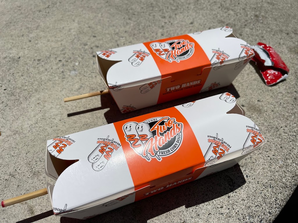 Two Hands Corn Dogs | restaurant | 24631 Crenshaw Blvd Ste C, Torrance, CA 90505, USA | 4243280066 OR +1 424-328-0066