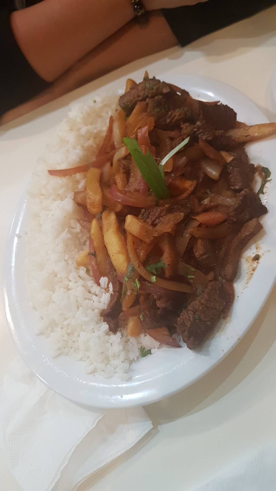 La Exquisita Bakery | restaurant | 40-08 Hampton St, Queens, NY 11373, USA | 3479359842 OR +1 347-935-9842