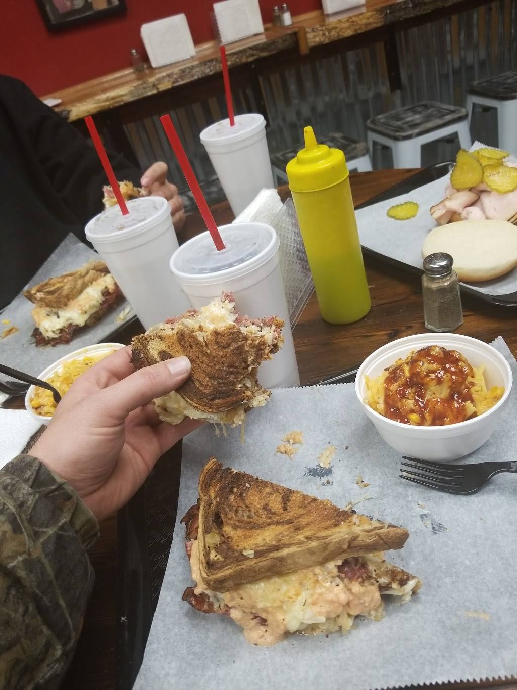 VigsKC BBQ Restaurant | restaurant | 100 S 2nd St, Odessa, MO 64076, USA | 8167191167 OR +1 816-719-1167