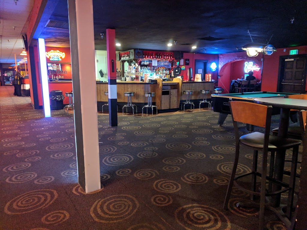 AMF Pinole Valley Lanes | restaurant | 1580 Pinole Valley Rd, Pinole, CA 94564, USA | 5107249130 OR +1 510-724-9130