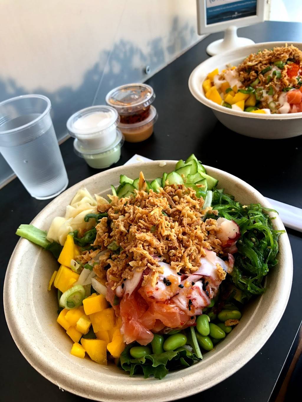 Mainland Poke Shop | restaurant | 4311, 8318 1/2 W 3rd St, Los Angeles, CA 90048, USA | 3234529904 OR +1 323-452-9904