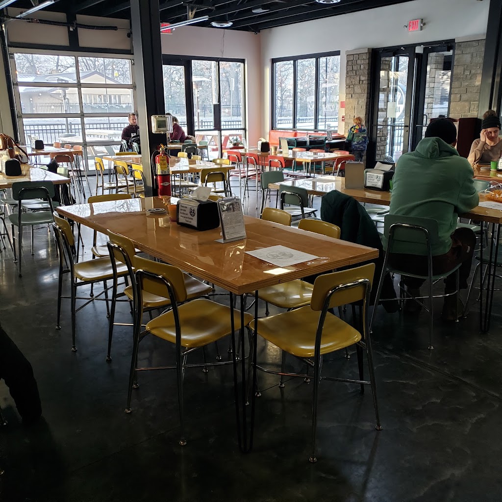 Zambaldi Beer | restaurant | 1649 S Webster Ave, Green Bay, WI 54301, USA | 9204550473 OR +1 920-455-0473